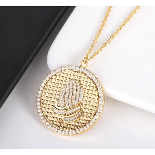 New Fashion Zircon Disc Clasp Pendant Necklace Hip Hop Punk Commemorate Gift Exaggerated Metal Jewelry Arab Style Shiny Unisex