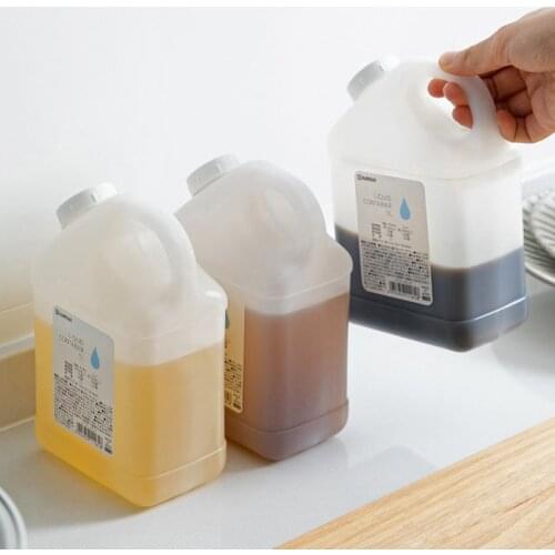 Simple Juice Bottle Kitchen Items Organizer Plastic Boxes Storage Container 1L Portable Rice Wine Barrel Bottling Containers