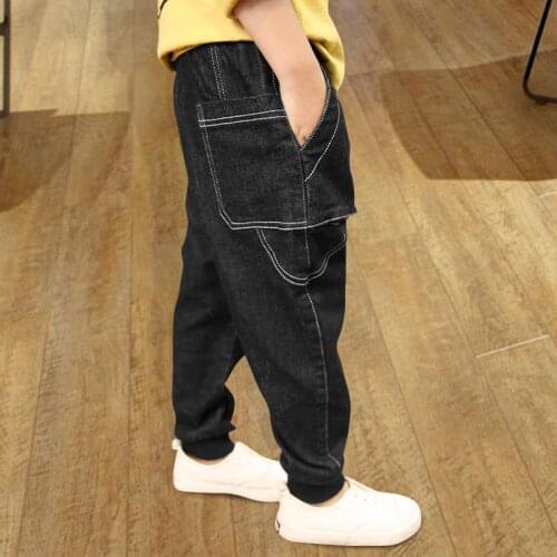 Boys jeans 2020 autumn/winter Korean version of childrens pants, big childrens casual trousers plus velvet thick pants