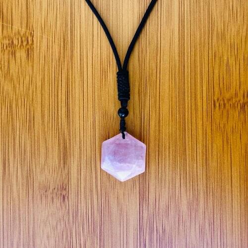 Pink Quartzs Star of David Necklaces for Women Natural Energy Stone Wealth Pendant Necklaces Amulet Pendant Judaism Jewelry Gift