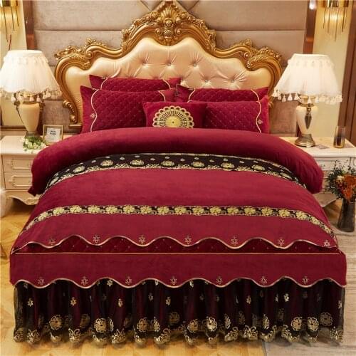 European Embroidery Velvet Duvet Cover Set Queen Double Bedding Set King Size Quilted Lace Bedskirt Soft Warm Luxury Thick 4 Pcs