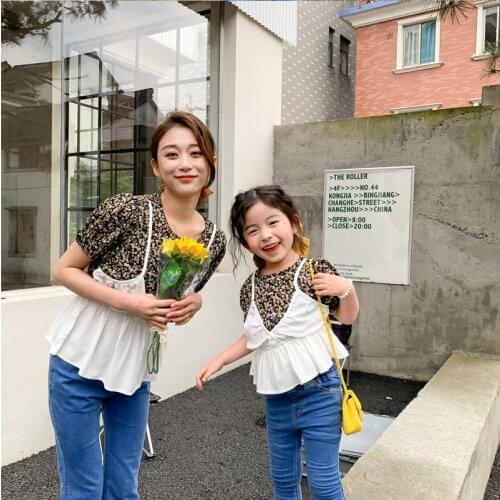 Summer New Mother Daughter Clothes Fashion Floral Fake Two Sling Blouse For Mom And Girls Family Look Mommy And Me Shirts 2021