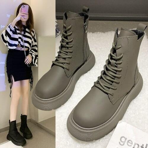 Women Shoes 2021 new Autumn Winter fashion Women‘s Martin Boots warm thick flat bottom Short Leather Boots ankel boot size 35-40