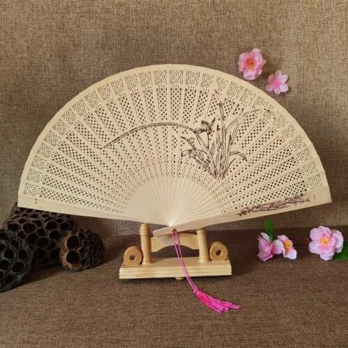 1Pc Hand-made Antique Craft Fan Vintage Hollow Incense Wood Lady Folding Fans Chinese Style Wood Carving Printing Decoration Fan