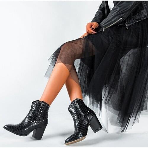 2021 Autumn Winter PU Women Boots Low heel Short Boots PointedToe Women Ankle Boots Zipper Ankle Boots for Ladies