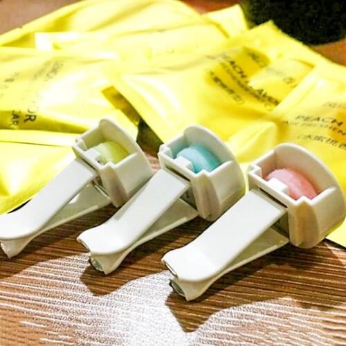 Car Perfume Air Freshener Aromatherapy Car Air Vent Outlet Freshener Air Condition Clip Diffuser Interior Accessorie Car Styling