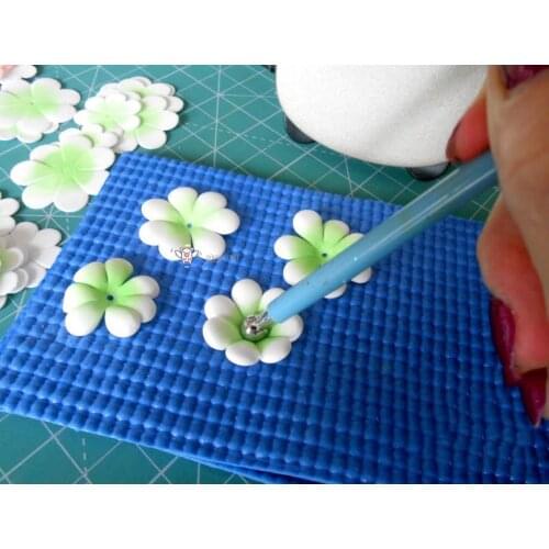 Mmao Crafts Metal Steel Cutting Die New 5Pcs flower Stencil For DIY Scrapbooking Paper/photo Cards Embossing Dies