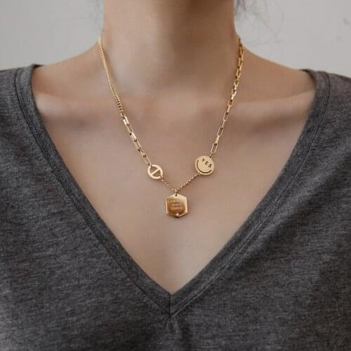 YUN RUO 2020 Fashion Smiling Face Square Pendant Necklace 18K Gold Plated Titanium Steel Jewelry Woman Gift Accessory Never Fade