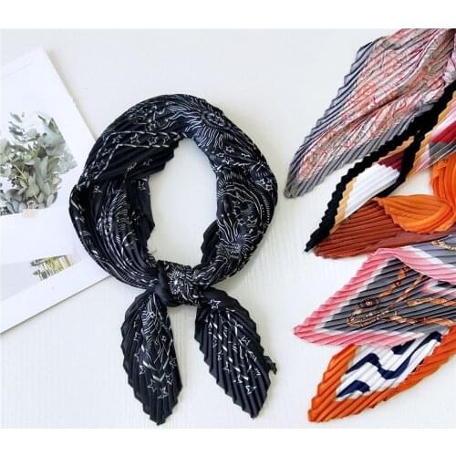 70*70cm Cute Fold Silk Small Scarf New Square Scarf For Women Chiffon Rainbow Floral Printed Womens Scarves Bohemian foulard