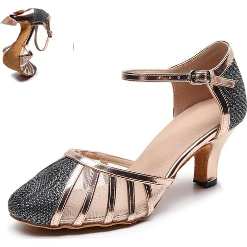 Ladies Glitter Latin Dance Shoes Gold Soft Sole Bachata Salsa Dancing Shoes For Girls Closed Toe Waltz Tango Dance Sandals