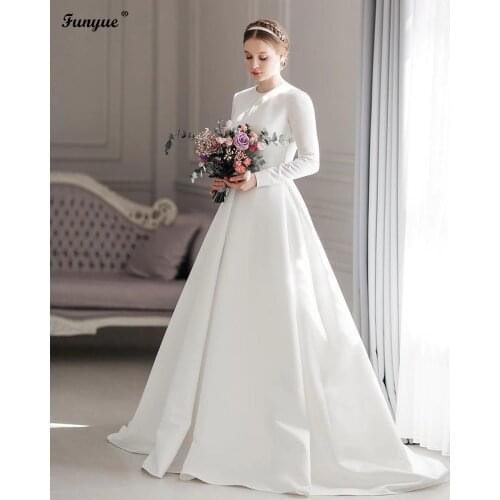 Funyue Elegant A-Line Wedding Dress 2021 Glamorous O-Neck Long Sleeve Bride Dresses Satin Muslim Bridal Gowns Robe De Mariée
