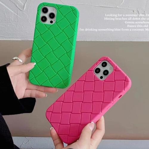 Luxury Checkered Twill Tpu Phone Case for Iphone 12 11 Pro Max Soft Silicone Back Cover for Iphone Xr Xsmax X 7 8 Plus Female