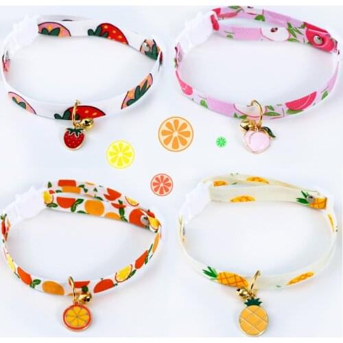 Hot Sale Cat Collars Fruit Pendant Pineapple Peach Collars With Bells Adjustable Safety Buckle Fashion Collars Cat Necklace Tie
