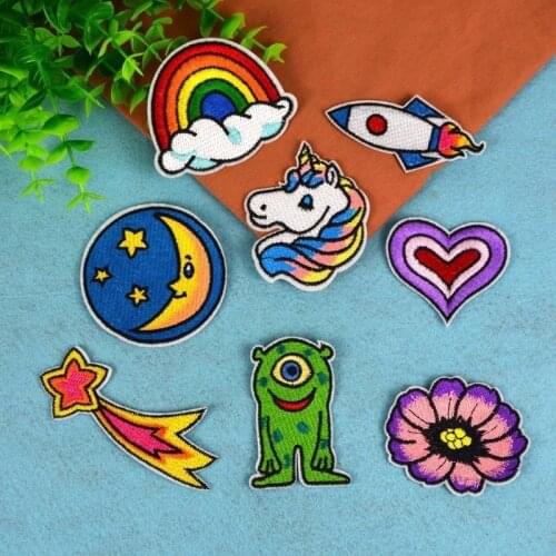 Cute DIY Unicorn Patch Iron On Patches Cartoon Embroidered Patches For Clothes Stripe Anime Rainbow Patch Cartoon Sticker