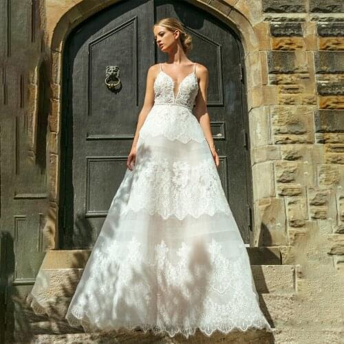 Spaghetti Straps Crystals Empire Waistline A-line Wedding Dress Backless A-line New Fashion Bridal Dress with Lace Applique