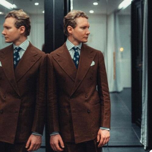 Vintage Men Tuxedos Custom Made Peaked Lapel Blazer Double Breasted Retro Party Prom Wear High Quality 2 Pieces Set