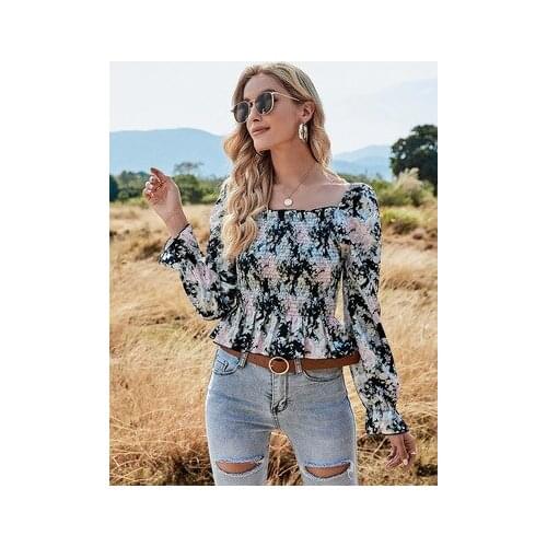 Womens Spring And Summer Square Neck Printing Short Slim Long Sleeve Fashion Elegant Womens Street Style T-shirt Top