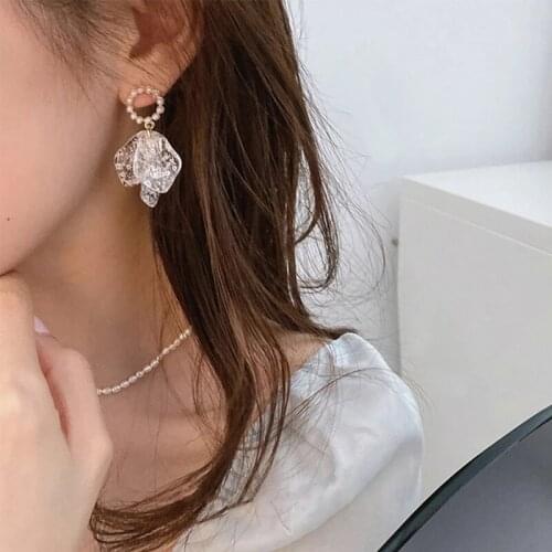 Korean Elegant Snowflake Temperament Petal Drop Earrings For Women Ladies Cute Pearl Beads Circle Christmas Pendientes Jewelry