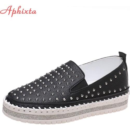Aphixta Footwear