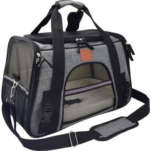New hot cat bag Travel breathable portable car pet bag dog bag best selling pet supplies bubble pet suitcase