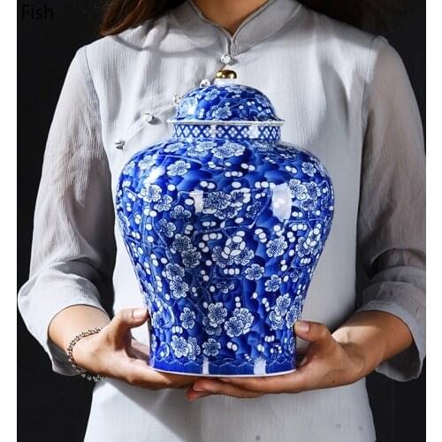 Classical Plum Blossom Ceramic Storage Jar Large-capacity General Cans Household Candy Tea Caddy Kitchen Storage Container Gift