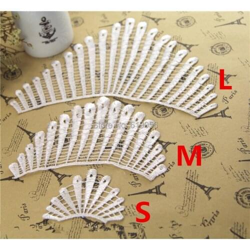 LP-DA30 Three SIZE White Polyester Flower Neckline Sewing Applique Venise Lace fabric Lace Applique Lace Collar 20 PCS