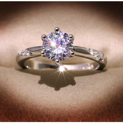 Darling Wellton White Rings