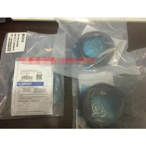 NEW Omron E2A-M12KN08-WP-C1 #exp