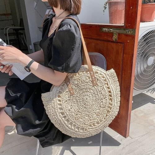 Beach Round Straw Bag Vintage Handmade Woven Shoulder Bag Raffia Circle Rattan Bags Summer Bohemian Handbag Female Travel Purse