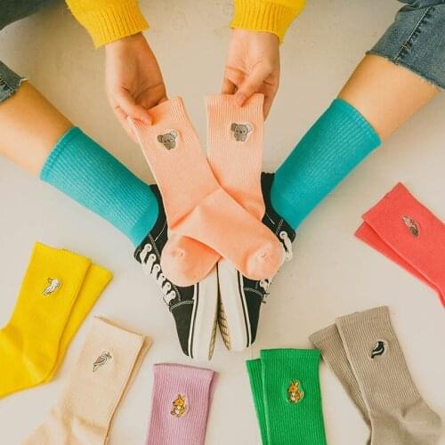 Free shipping Womens embroidered tube socks Casual and comfortable Socks