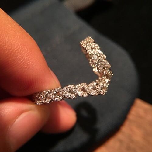 2020new Wheat Shape Ear Pierced Ear Bone Clip Micro Inlaid Ear Clip OL Retro Shine Crystal Female Wheat Ear High-quality Jewelry