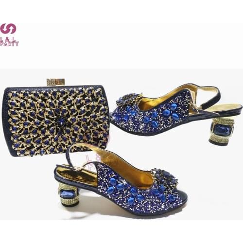 2022 Specials New Arrival Decorate with Rhinestone Nigerian Women Shoes Matching Bag Set in Dark Blue for Garden Party