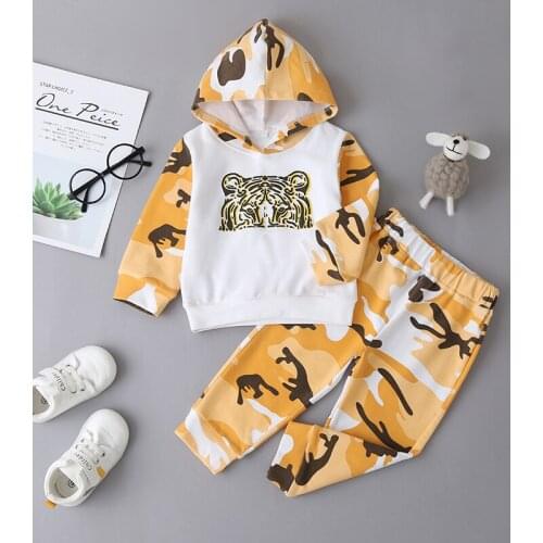 Newborn long-sleeved two-piece suit childrens clothing baby camouflage tiger pattern casual suit suitable for 3-24 months baby