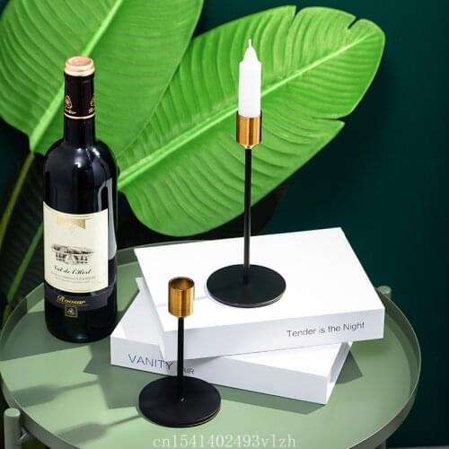2Pcs/Set European Gold Candle Holders Metal Candlestick Luxury Wedding Table Romantic Decorations New Year Bar Party Decoration