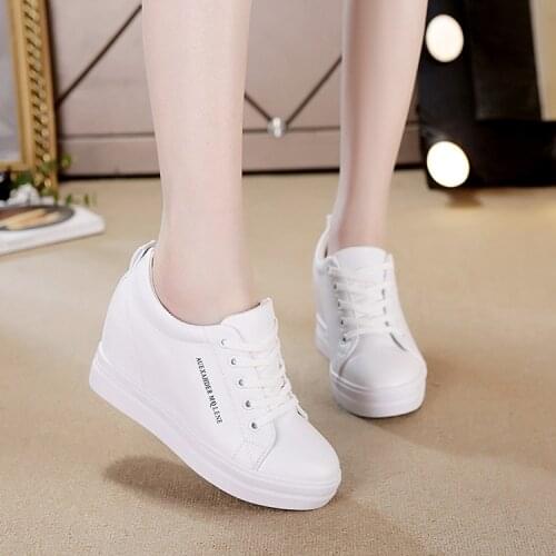 New Leather White Sneakers Women Shoes Comfortable Casual Woman Platform Wedge Shoes Lace-Up Casual Shoes Women