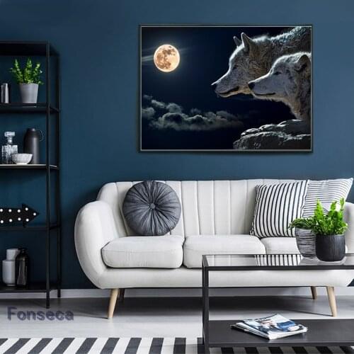 Black and White Wolf Canvas Painting Animal Eclipse of the Moon Poster Modern Wall Art Decorative Picture Living Room Decoration