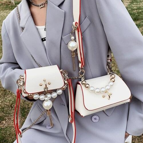 Small Female Pearl Messenger Bags Crossbody Bags for Women Chain Shoulder Bag Ladies Sac Luxury Designer Fashion Hand Bag Girls