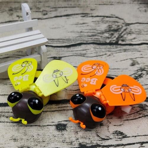 Random Styles Creative Bee Clockwork Toy Lovely Funny Classic Wind Up Animal Bee Model Attractive Reward Gift for Baby