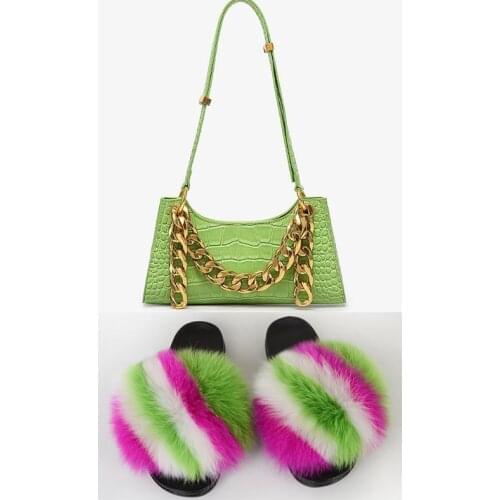 Women Crocodile Pattern Frog Bag With Chain Bar Under The Armpit Fur Slides Set Ladies Furry Fluffy Fur Slippers Purse Match Set