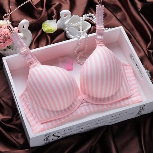 New Type of Breast-feeding Bra with Open Button At The Front of Pregnant Womens Breast-feeding Bra Is Comfortable