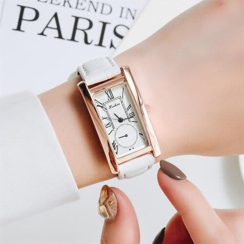 Retro Rectangle Exquisite Watches Women Fashion Quartz Ladies Wristwatches 2020 New Simple Woman Leather Clock with Roma Scale