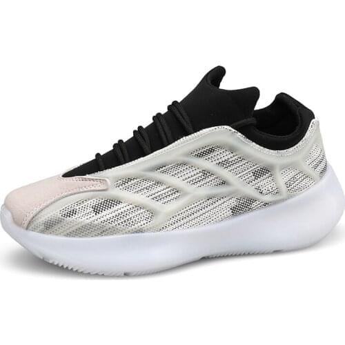 Spring and summer new mens shoes Korean version of mens sports shoes fluorescent luminous tide shoes breathable flying woven c