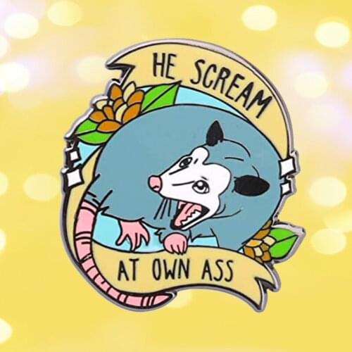 He Scream at Own Opossum Wildlife Enamel Brooch Pins Badge Lapel Pin Brooches Collar Jeans Jacket Fashion Jewelry Accessories