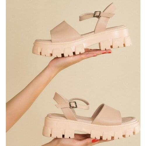 2021 Womens slipper platform orthopedic non-slip slides Women High Base Wrist Lacing Sandals summer season holiday street