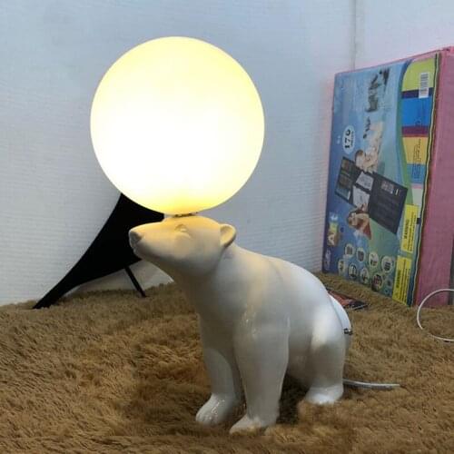 Modern Polar Bear LED Table Lamp Nordic Living Room Decor Bedroom Cute Desk Lamp Art Deco Childrens Room Animal Light Fixtures