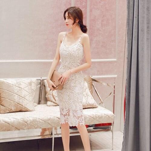 2020 New Summer White Lace Dress Women Hollow Out Sleeveless Slip Dresses Ladies Sheer Backless Sexy Dresses Party Night Robe