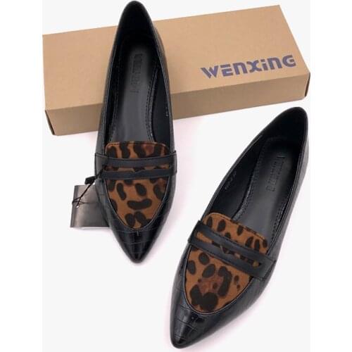 Snake pattern/leopard pointed toe women flats single shoes British slip on lazy soft leather casual loafers brand designer shoes