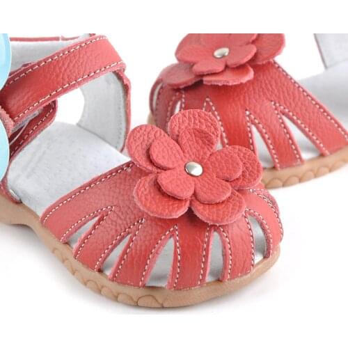 Hot baby sandals soft leather red with closed toe girls sandals SandQ baby summer shoes popular for years