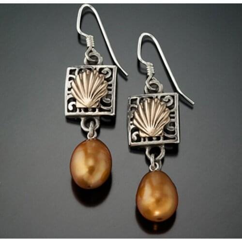 Unique Antique Pearl Earrings Creative Vintage Style Hollow Vine Double Gold Shell Earrings Women Brinco Wedding Drop Jewelry