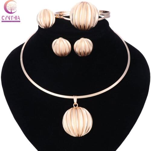Special New Fashion Torques Shell shape Necklaces & Pendants Choker Necklace Flower Jewelry Gifts for Women Jewerly sets